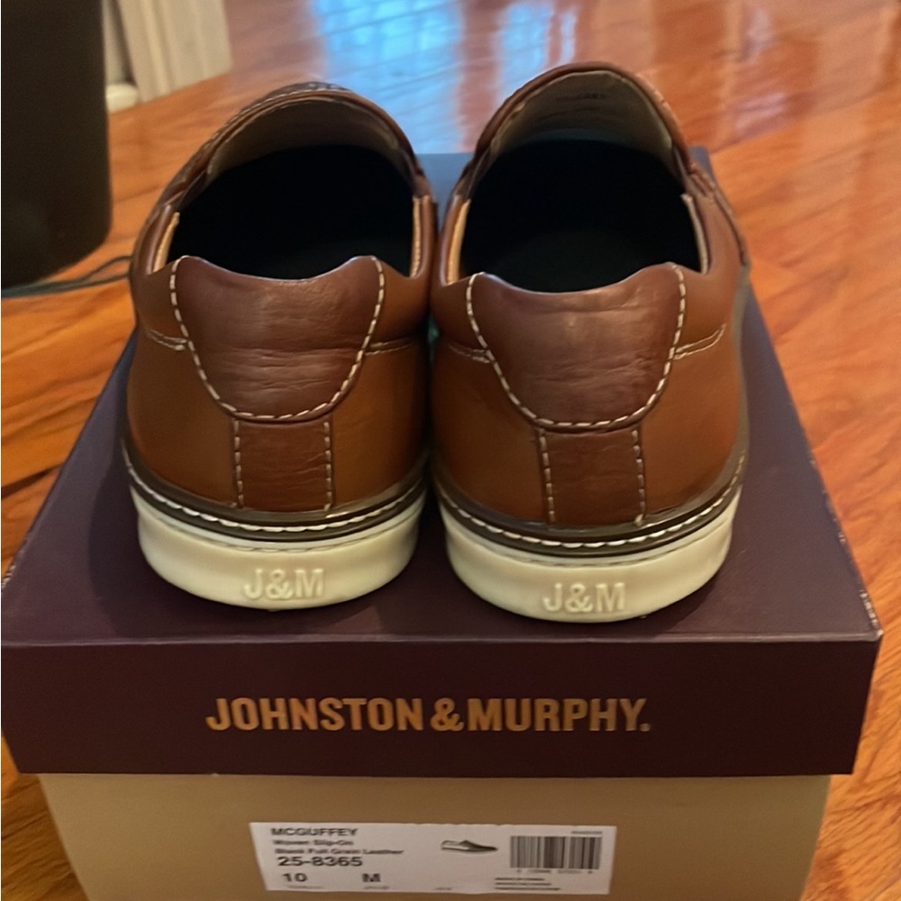 ****Practically brand new*****Johnston and Murphy men’s shoes. Worn once - Picture 6 of 6